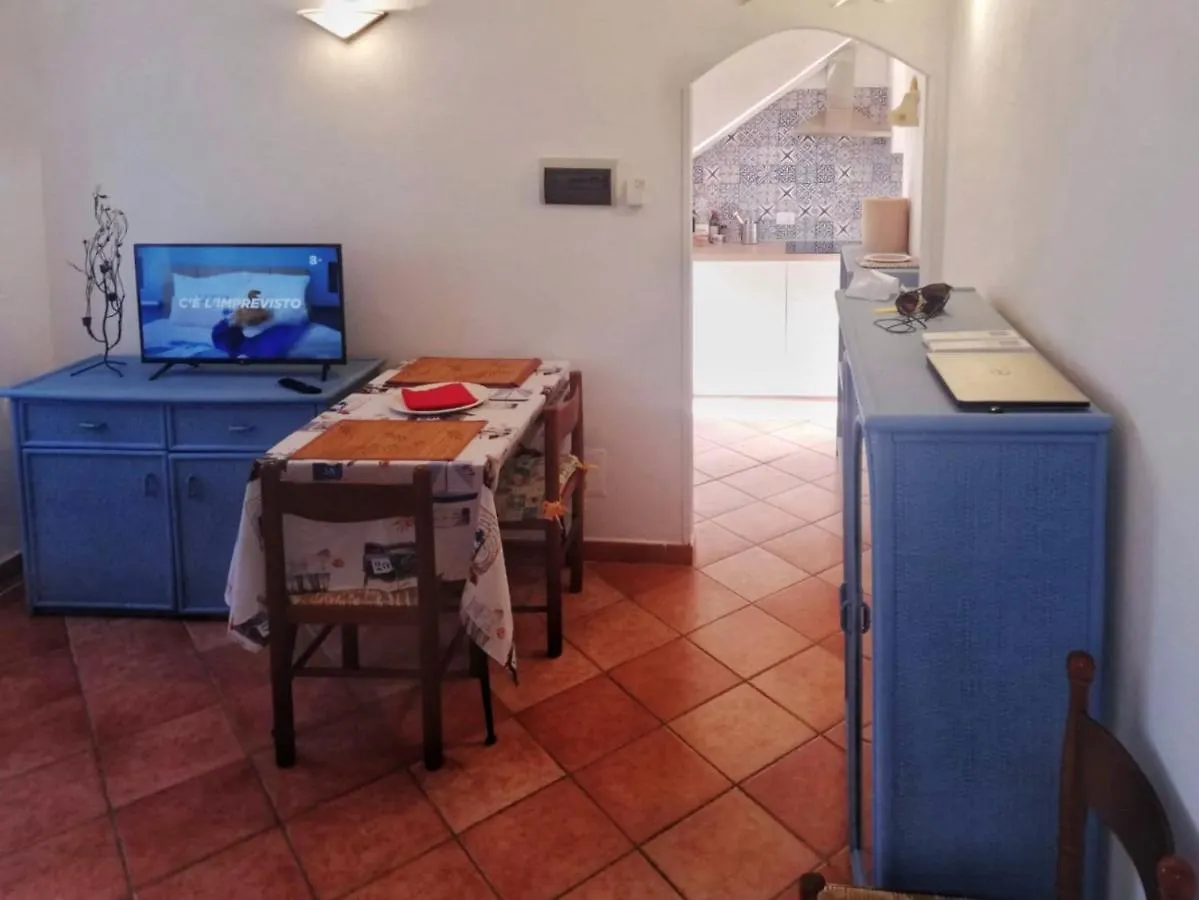 Appartamento In Centro Su Strada Privata La Maddalena  Apartmán La Maddalena (Sassari)