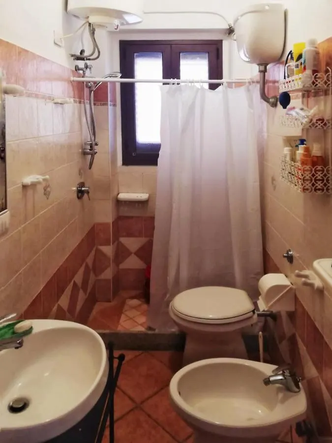Appartamento In Centro Su Strada Privata La Maddalena  Itálie
